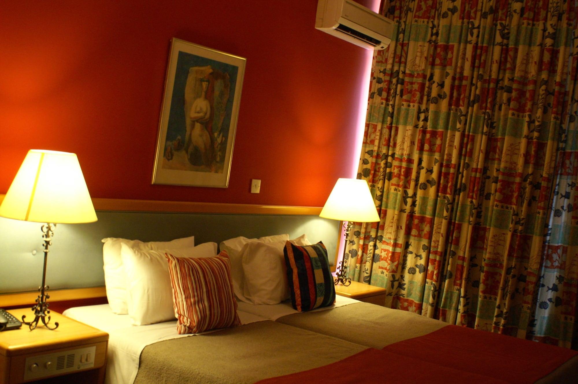 The Caravel Hotel リマソール エクステリア 写真